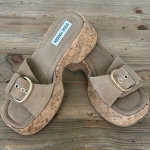Steve Madden Gaia Sandals, Taupe Cork Mules with Gold Buckle, Sz 7.5, New